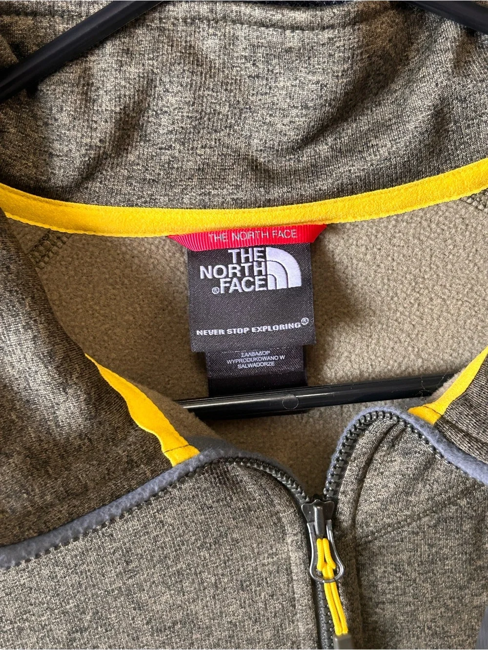 The North Face Men’s XL 1/4 Zip Pullover Olive Green Yellow Outdoor